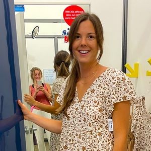 Meet your Posher, Karia